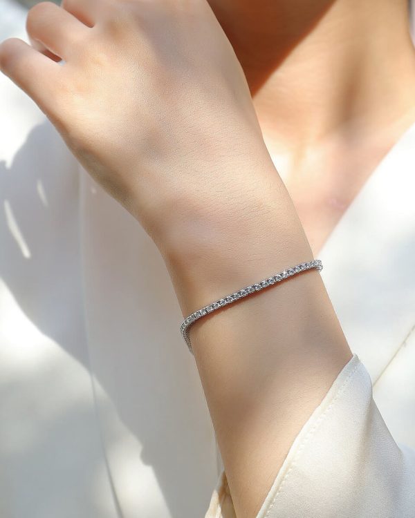 Alternative view of Imysea 2-4mm Moissanite Tennis Bracelet for Women Men