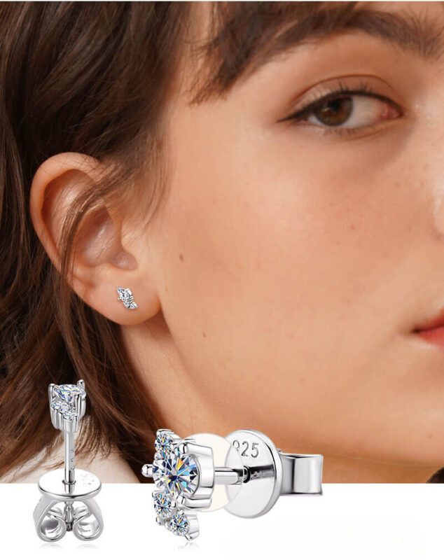 Bolt Cut Sparkle Moissanite Ear Studs S925 2 e1746756228605