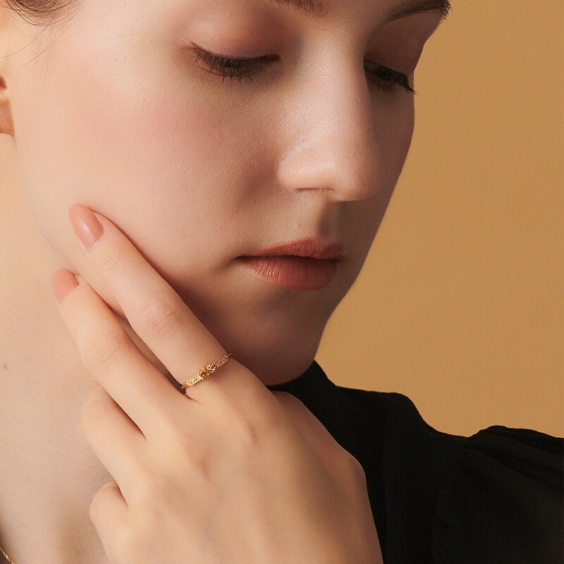 Alternative view of Courtly Style Vintage Crystal Rings Floral Gold Plated