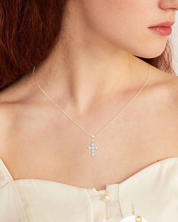 Alternative view of Divine Radiance S925 Sterling Silver Moissanite Cross Pendant
