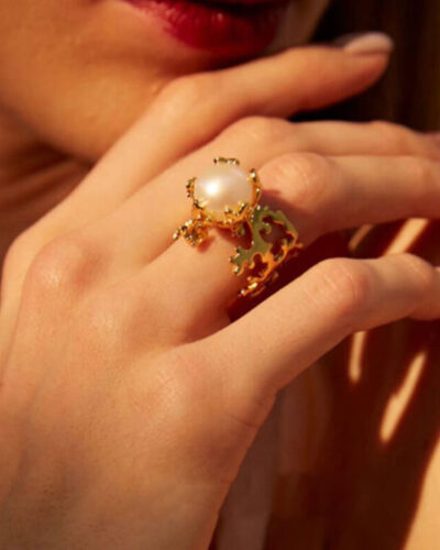Alternative view of Reef Elegant Vintage Baroque Pearl Ring