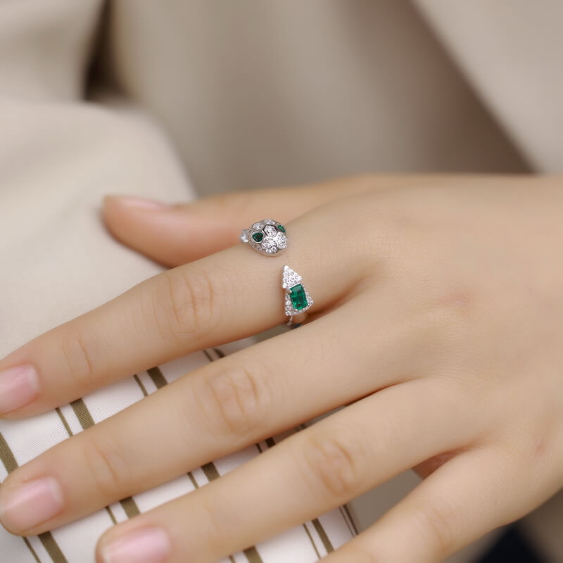 Alternative view of S925 Sterling Silver Snake Ring With Emerald