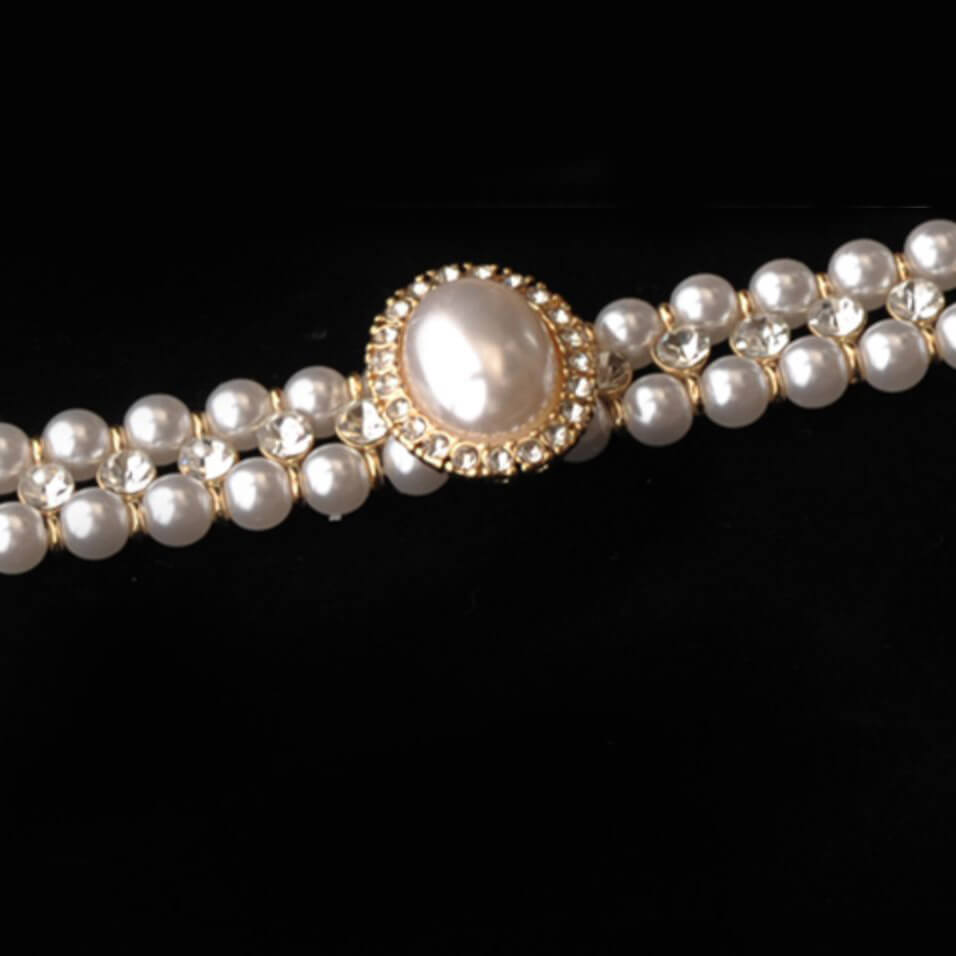 Serene Oval Baroque Pearl Necklace Choker