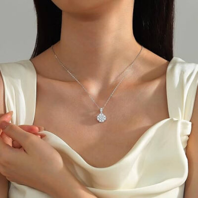 Sunflower S925 Silver Chain with Moissanite 1