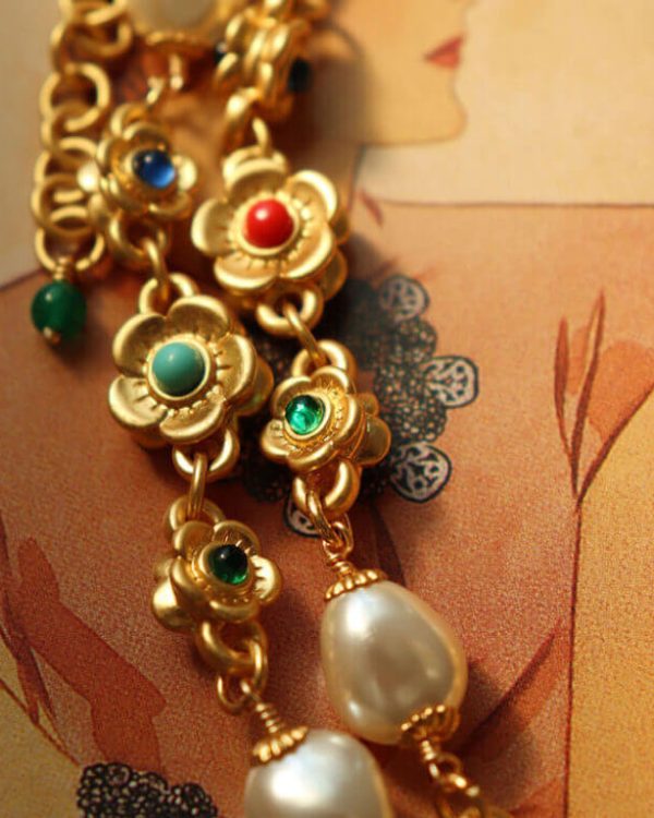 Whisper Vintage Flower Pearl Necklace 2