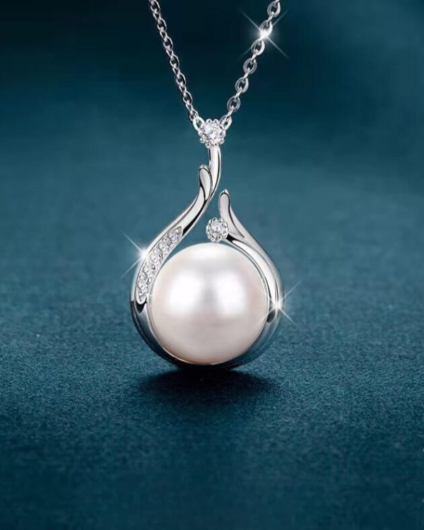 999 Sterling Silver Natural Pearl Necklace for Sale