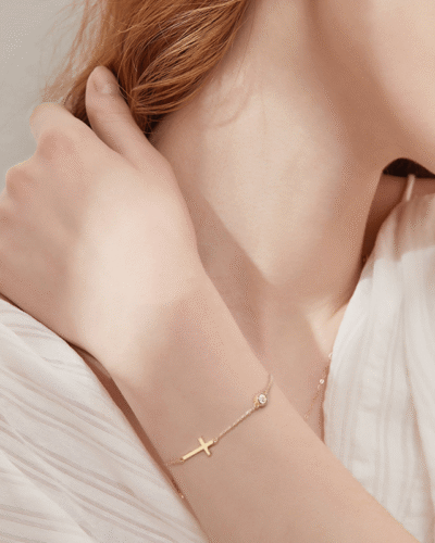 Alternative view of Faith Cross Bracelet with Moissanite 925 Silver Adjustable Bracelets