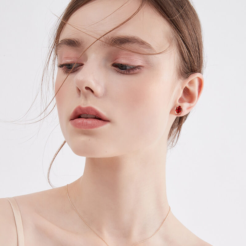 Oval Garnet Stud Flowing Year Design Birthstone Earrings 51