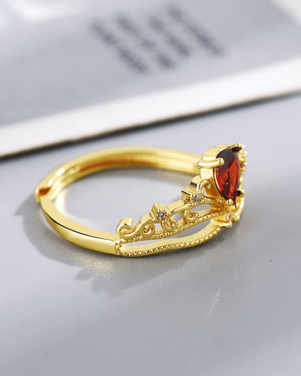 Vine Crown Waterdrop Garnet Stacking Band 8