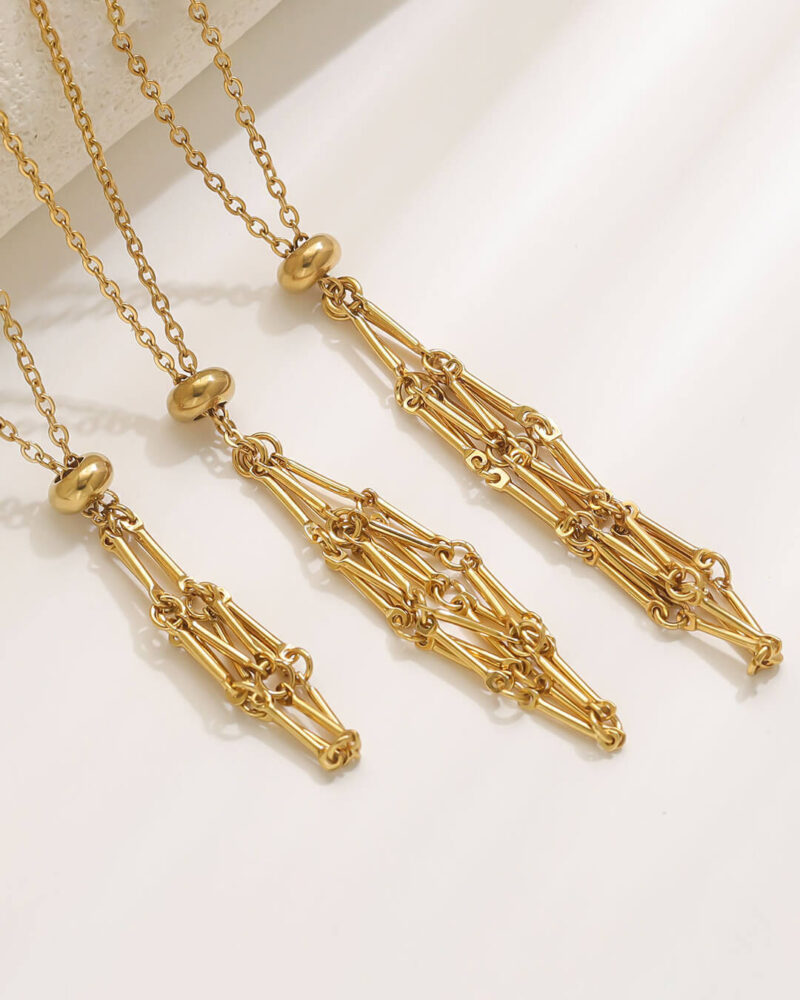 Alternative view of Crystal Holder Necklace Gemstone Cage Pendant