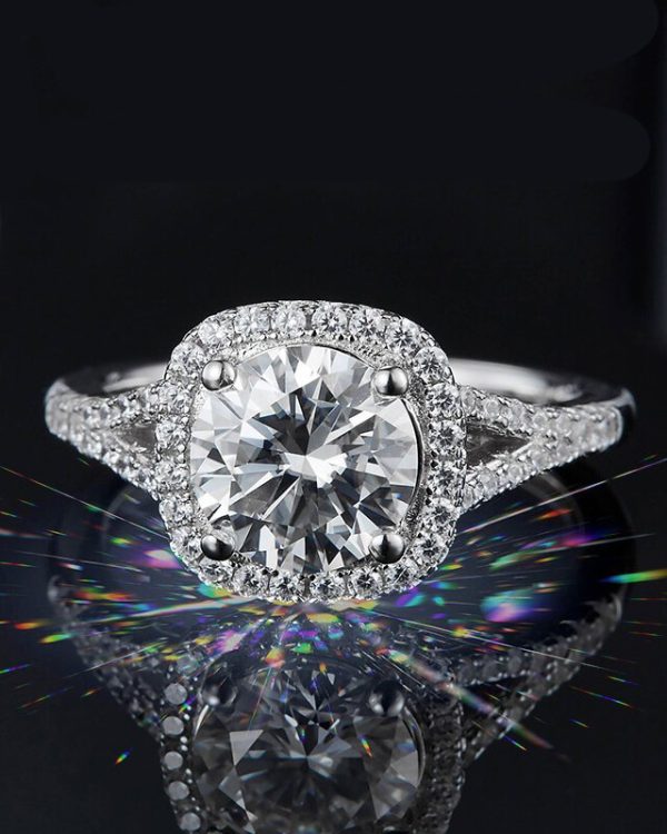 Luxury 3 Carats Square Moissanite Engagement Ring For Bridal Wedding