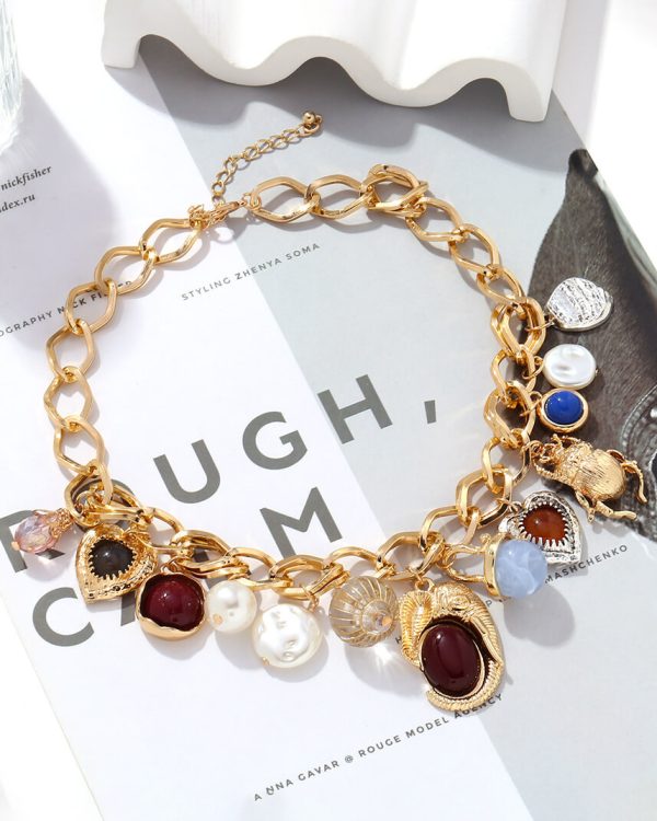 Vintage Chunky Gold Silver Alloy Charm Choker for Women 1