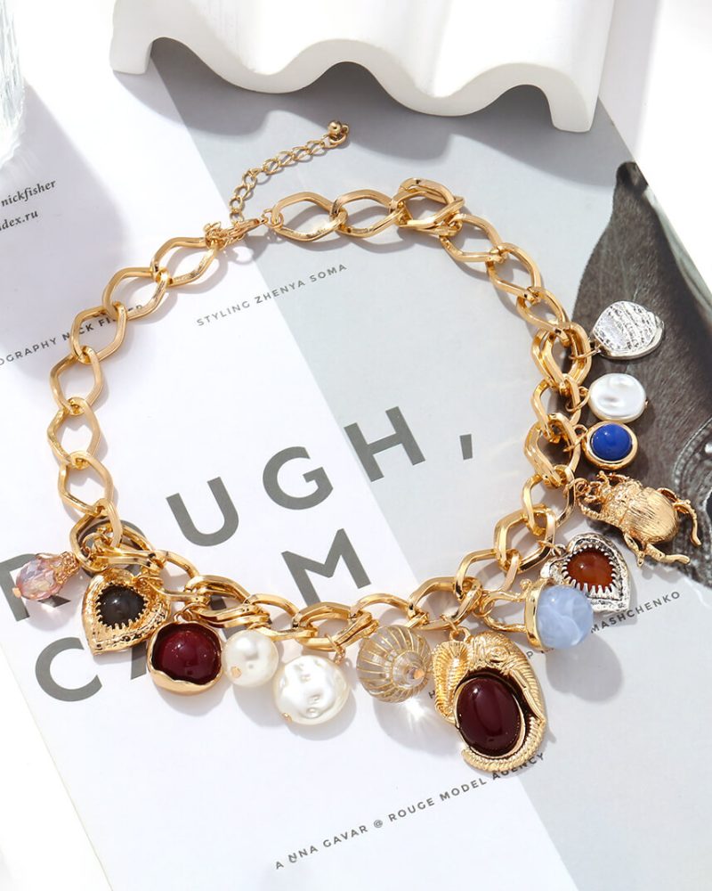 Vintage Chunky Gold Silver Alloy Charm Choker for Women 1